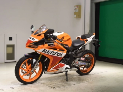 Honda CBR250RR-2
