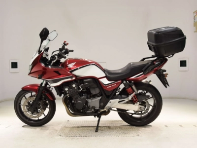 Honda CB400SFV-4 BOLDORABS