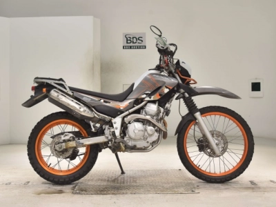 Yamaha SEROW 250-2