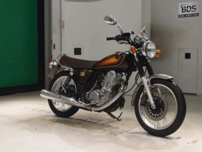 Yamaha SR400-5