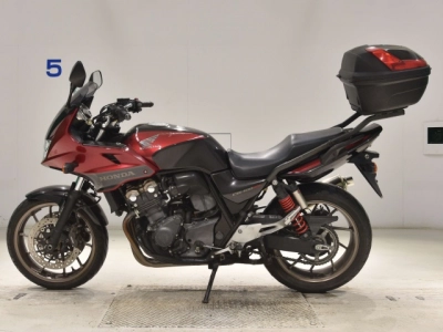 Honda CB400SFV-4 BOLDORABS