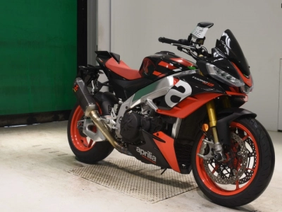 Aprilia  APRILIA  TUONO V4 1100FAKU