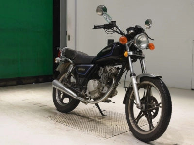 Suzuki GN125H