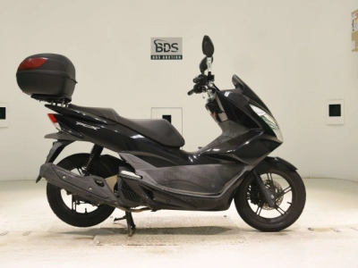 Honda PCX125-2