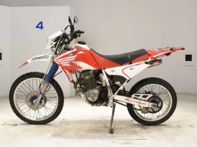 Honda XLR250R-4