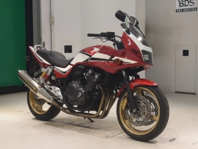 Honda CB400SFV-4 BOLDORABS