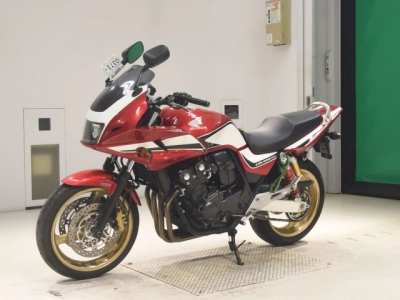 Honda CB400SFV-4 BOLDORABS