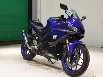Yamaha YZF-R25A