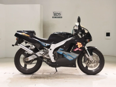 Suzuki RG125