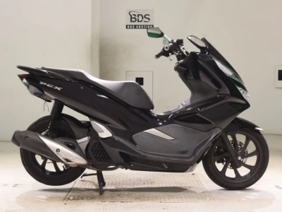 Honda PCX125-3