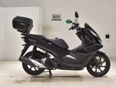 Honda PCX125-3