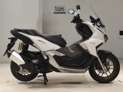 Honda ADV160