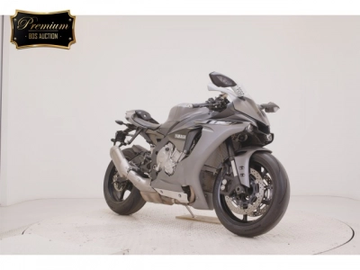Yamaha YZF-R1S