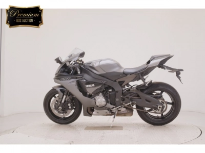 Yamaha YZF-R1S