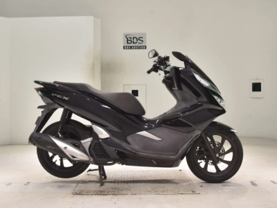 Honda PCX125-3