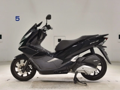 Honda PCX125-3