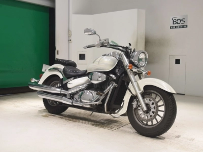 Suzuki INTRUDER 400 CLASSIC