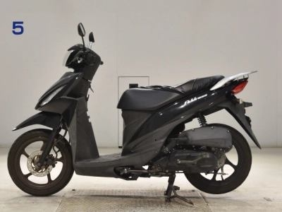 Suzuki ADDRESS110-2