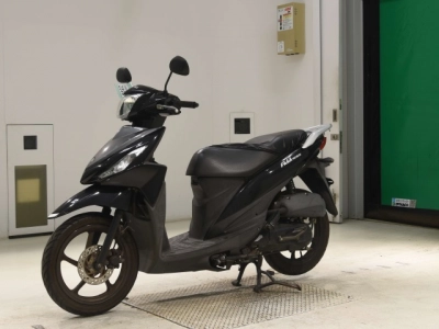 Suzuki ADDRESS110-2