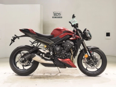 Triumph  TRIUMPH  STREET  TRIPLE RS