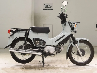Honda  CROSS  CUB 110-2