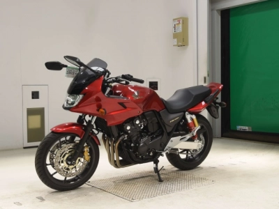 Honda CB400SFV-4 BOLDORABS