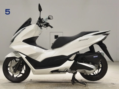 Honda PCX125-4