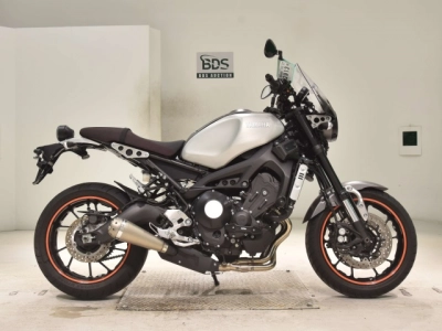 Yamaha XSR900