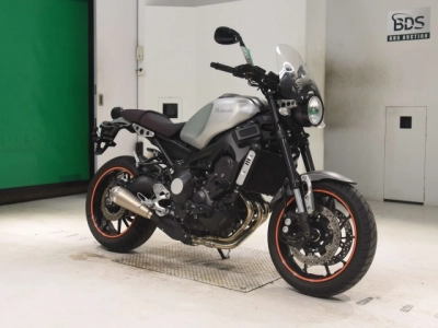 Yamaha XSR900