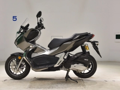 Honda ADV150