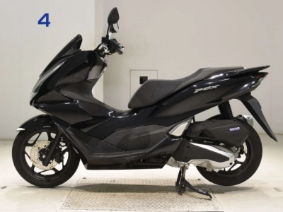 Honda PCX125-4