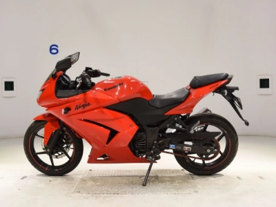 Kawasaki NINJA250R