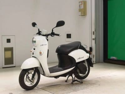 Yamaha E-VINO