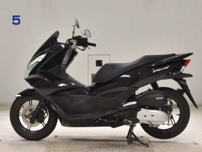 Honda PCX125-2