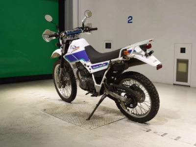 Yamaha SEROW 225W