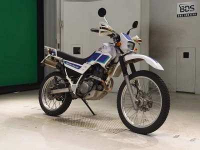 Yamaha SEROW 225W