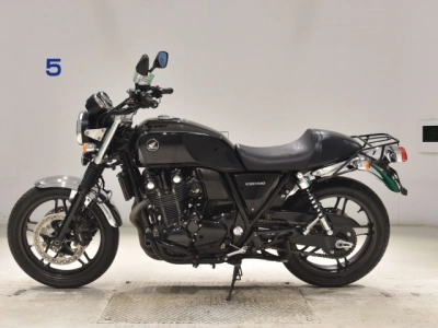 Honda CB1100A