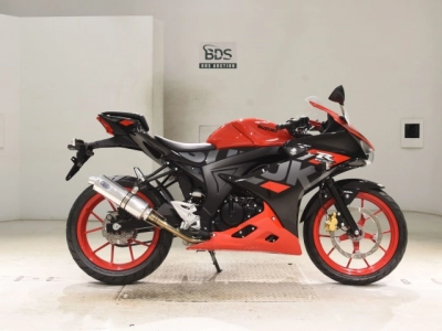 Suzuki GSX-R125