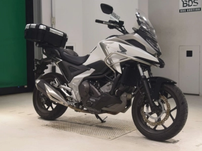 Honda NC750XD-3