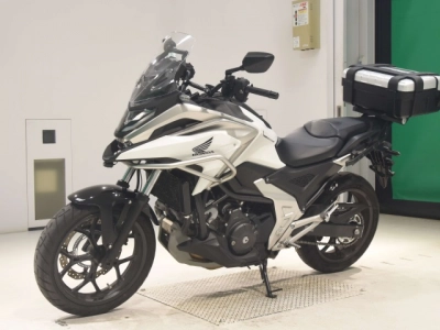 Honda NC750XD-3