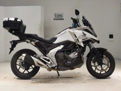 Honda NC750XD-3