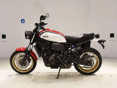 Yamaha XSR700