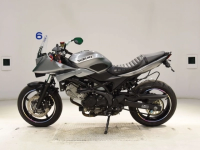 Suzuki SV650XA