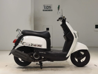Yamaha CUXI100