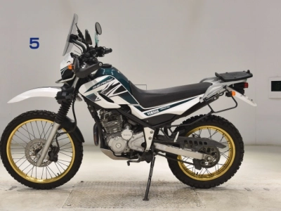 Yamaha SEROW 250-2