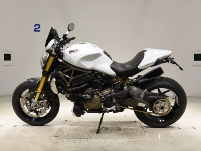 Ducati DUCATI MONSTER 1200S