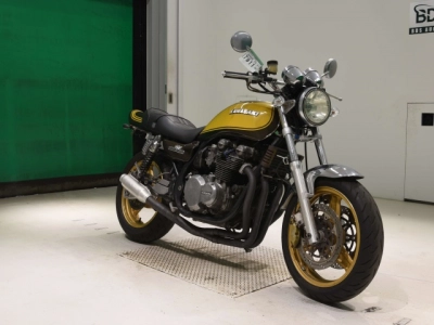 Kawasaki ZEPHYR750