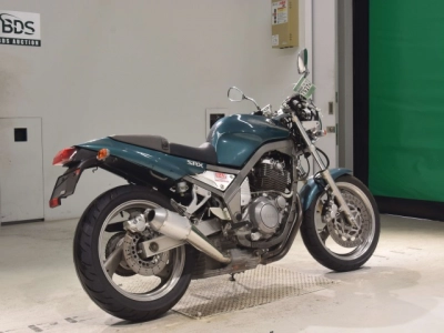 Yamaha SRX400-4
