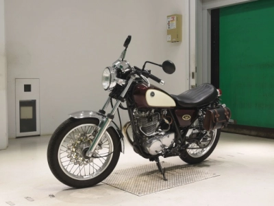 Yamaha SR400-3