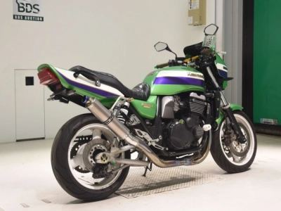 Kawasaki ZRX1100